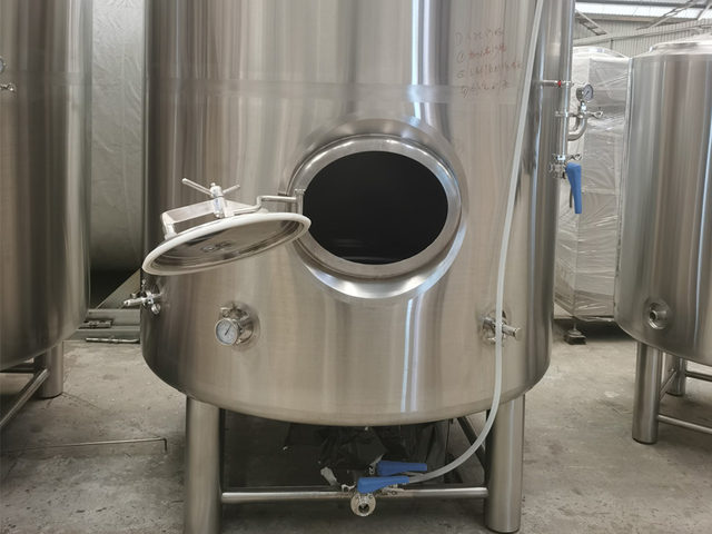 Bright Beer Tank
